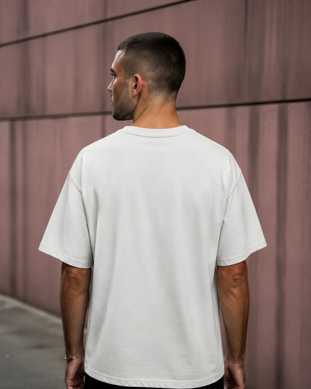 Back|Off White