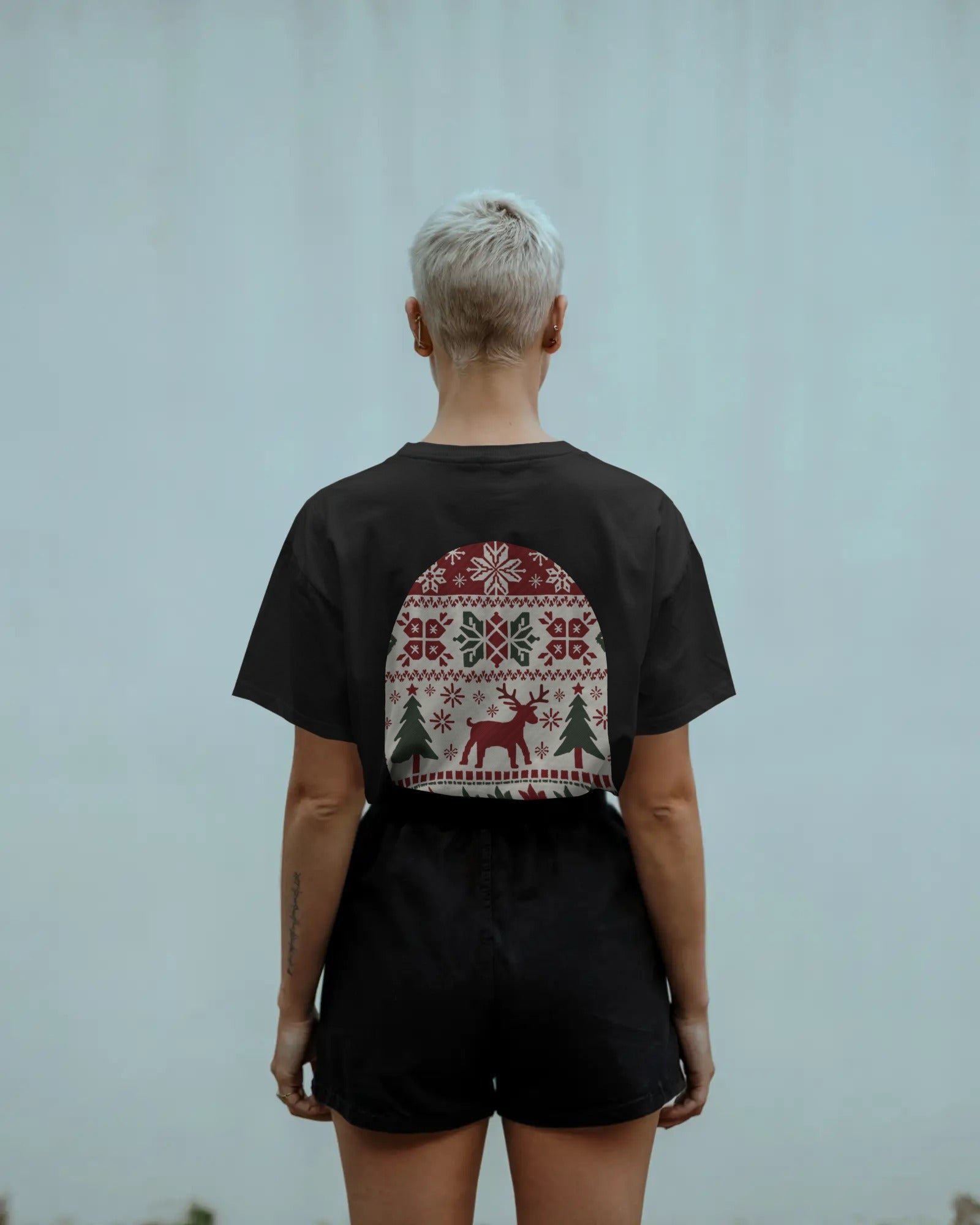 Reindeer + Christmas Sweater Baggy Tshirt